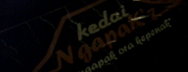 Kedai Ngapakz is one of Kuliner.