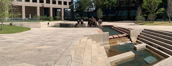 The Mustangs of Las Colinas is one of Dallas/Ft.Worth for Visitors from a Local.