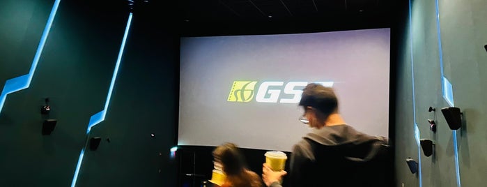 Golden Screen Cinemas (GSC) is one of Lieux qui ont plu à Dinos.