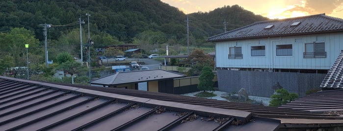 秩父小鹿野温泉旅館 梁山泊 is one of ここいってみようかな.