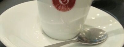 Vanilla Caffè is one of Cafeteria (edmotoka).