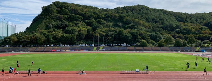 日鋼室蘭スポーツパーク(室蘭市入江運動公園陸上競技場) is one of サッカースタジアム(その他).