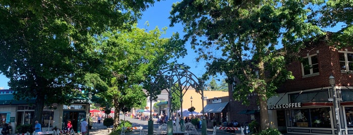 Edmonds Farmers Market is one of Been there, loved it..