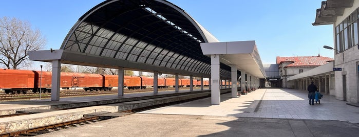 Chișinău Railway Station is one of Buitenland.