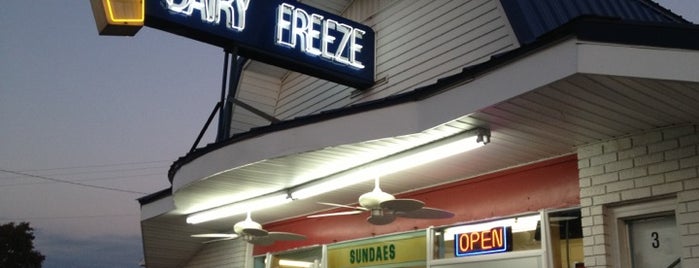 Island Dairy Freeze is one of Route 62 Roadtrip.