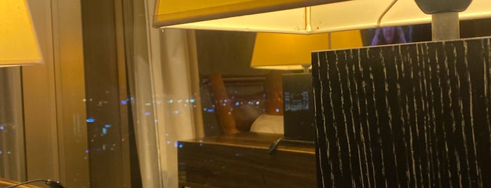 Hilton Executive Lounge is one of Öncelikli Gidilecekler - 3.