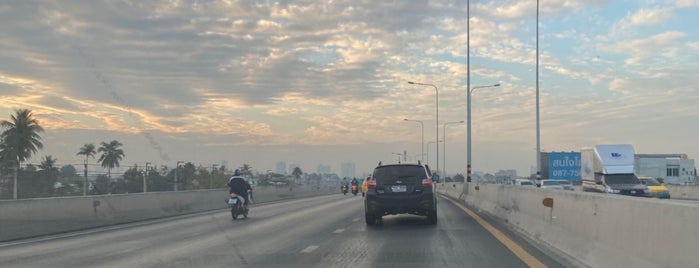 Ratchaphruek Road is one of Traffic-Thailand.