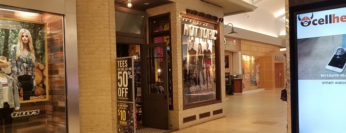 Hot Topic is one of Erie.