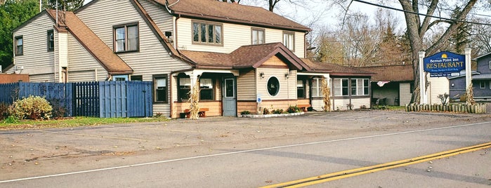 Bemus Point Inn is one of Route 62 Roadtrip.