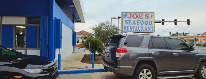 Joes Seafood Restaurant is one of Galveston.