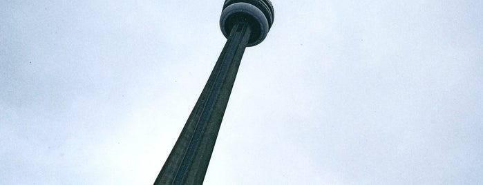 CN Tower is one of TORONTO DOs.