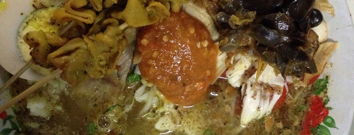 Soto Ayam Ayu Pasar Tanjung is one of vadlan.