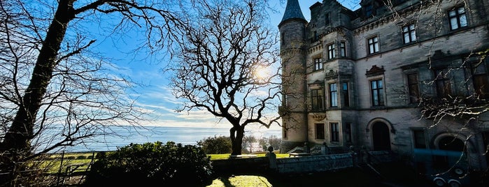 Dunrobin Castle is one of Scotland.