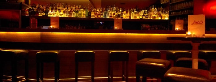 Juri's Cocktail & Wine Bar is one of Tempat yang Disukai Lex.