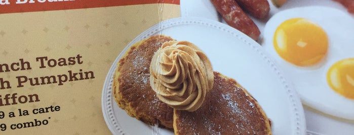 Coco's Bakery Restaurant is one of San Ysidro.