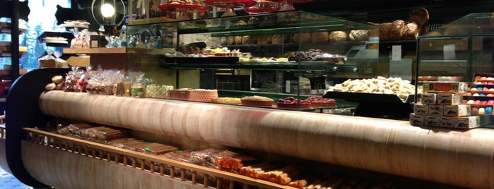 In Bakery by Divan Şişli is one of Divan Mekanları.
