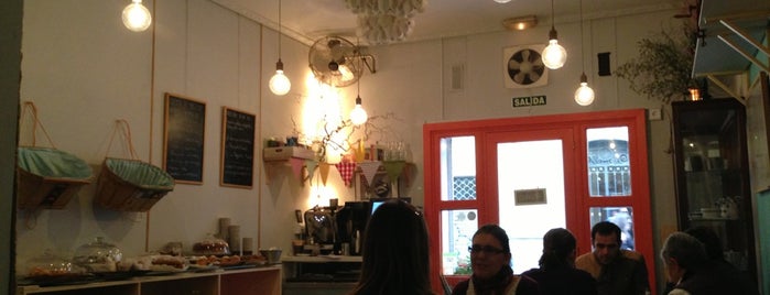 La Mojigata Café is one of Cafe.