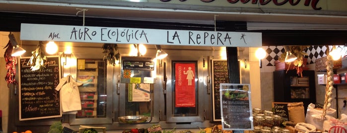 La Repera is one of Zumos.