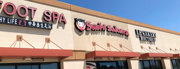 Sushi Sakura - Houston is one of สถานที่ที่ Ms. Damaris ถูกใจ.