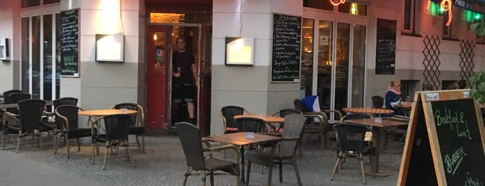 Café Rizz is one of (At least partially) smoke-free bars in Berlin.