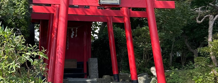 銭掛稲荷神社 is one of やっぱり気になるお店.