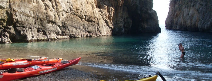 Amalfi Kayak Tours, Italy is one of Positano and Nederland.