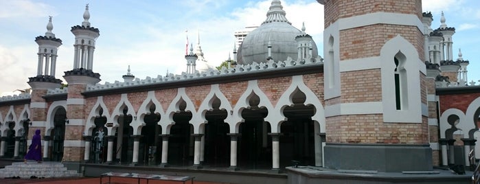 Masjid Jamek Kuala Lumpur is one of Touring-1.