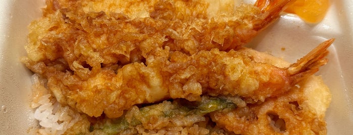 Tendon Tenya is one of Japan chain eatery shop should try.