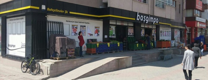 Basgimpa Supermarket is one of Locais salvos de Ahmet.