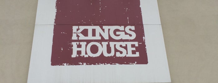 Kings House Business Centre is one of OC1.