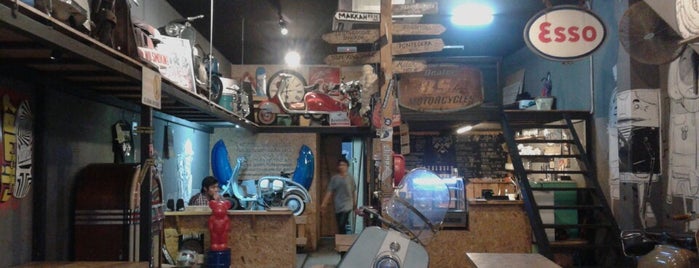 Abah & Sons Co. MotoCafé is one of my coffee hour.