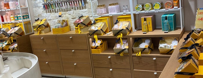 L'Occitane en Provence is one of Shopping Ibirapuera (A-S).