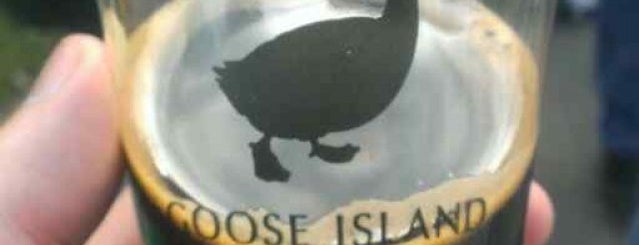 Goose Island Beer Co. is one of Posti salvati di John.