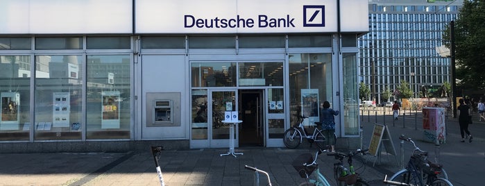 Deutsche Bank is one of Tempat yang Disukai Wyndham.