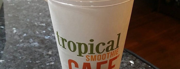 Tropical Smoothie Cafe is one of B.'ın Beğendiği Mekanlar.