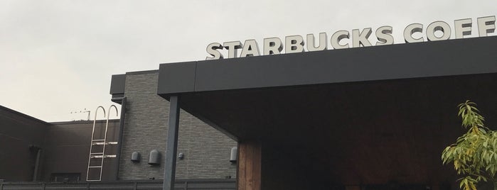Starbucks is one of お出かけ.