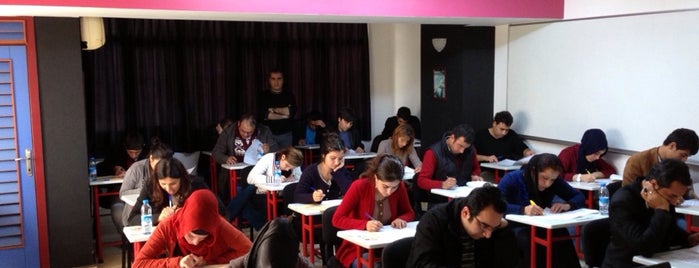 Kökdil School of Languages is one of Metin'in Beğendiği Mekanlar.