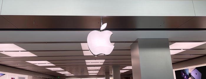 Apple Northridge is one of Apple Stores US West.