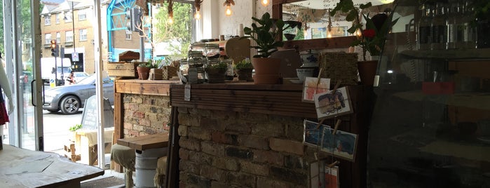 Dear Deer Cafe is one of Placed to visit in London.