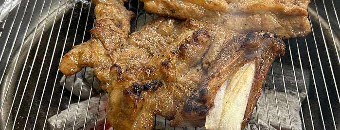 우성갈비 is one of Seoulite -  Meat / 肉.