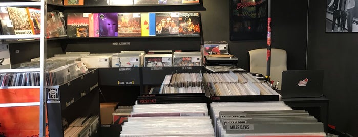 Paul's Boutique Record Store is one of Record Stores Worldwide.