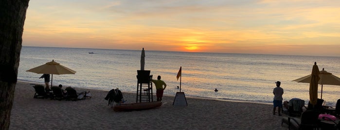 Alon Bar, Shangri-la Boracay is one of Lieux qui ont plu à Louis Anthony.