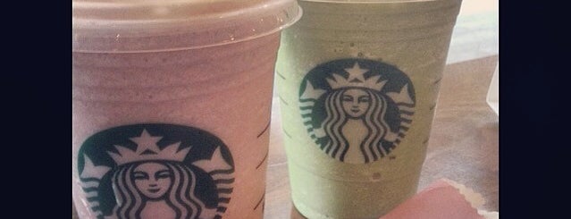 Starbucks is one of Brian 님이 좋아한 장소.