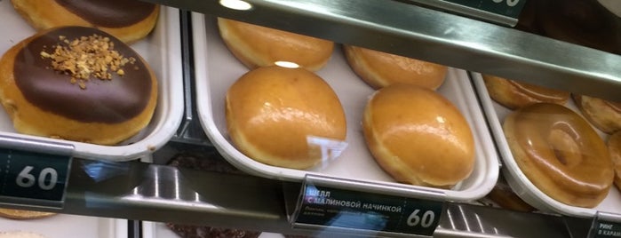 Krispy Kreme is one of Orte, die Поволжский 👑 gefallen.