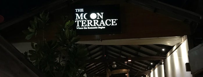 The Moon Terrace is one of Χουα χιν.