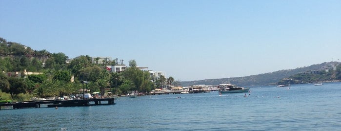 Villa İma Plaj is one of Locais curtidos por Fuat.