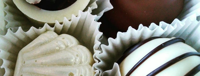 Chocolat is one of Locais salvos de Andres.