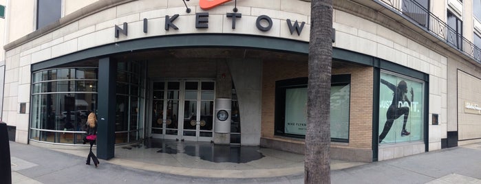 Niketown Los Angeles is one of Clothes LA.