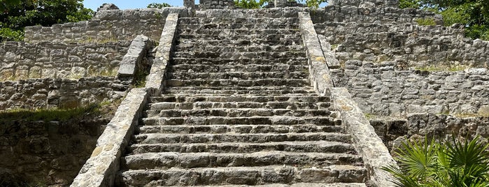 San Miguelito is one of Cancún.