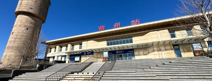 Jizhou Railway Station is one of Train Station Visited.